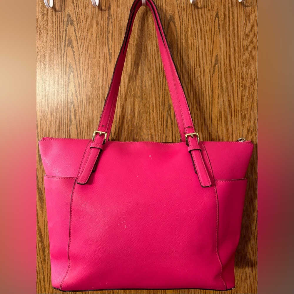 Michael Kors Textured Saffiano Pink Leather Jet Set Tote - Picture 6 of 13